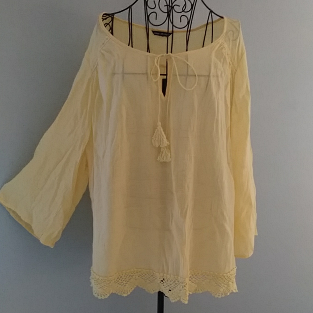 Unique Spectrum, size 1X, soft yellow boho top